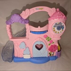 Fisher-Price Little People Disney Princess Play & Go Castle